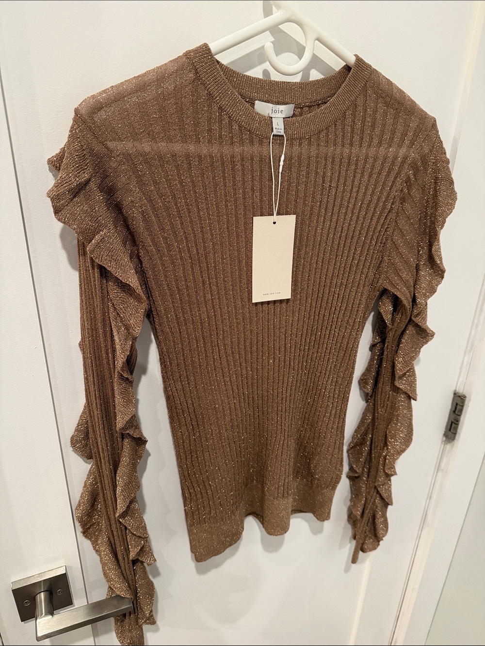 BNWT Gold Ruffle-Sleeve Ribbed Knit Top - Picture 4 of 5
